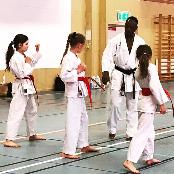 Karateträning i Djursholm